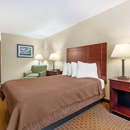 Best Western Wittenberg Inn Bagian luar foto