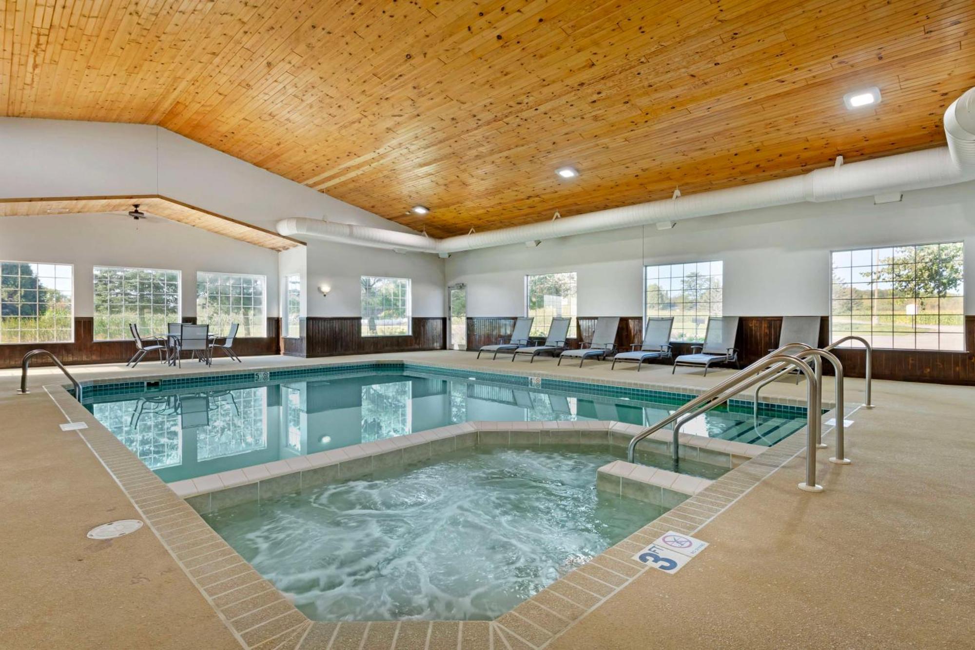 Best Western Wittenberg Inn Bagian luar foto