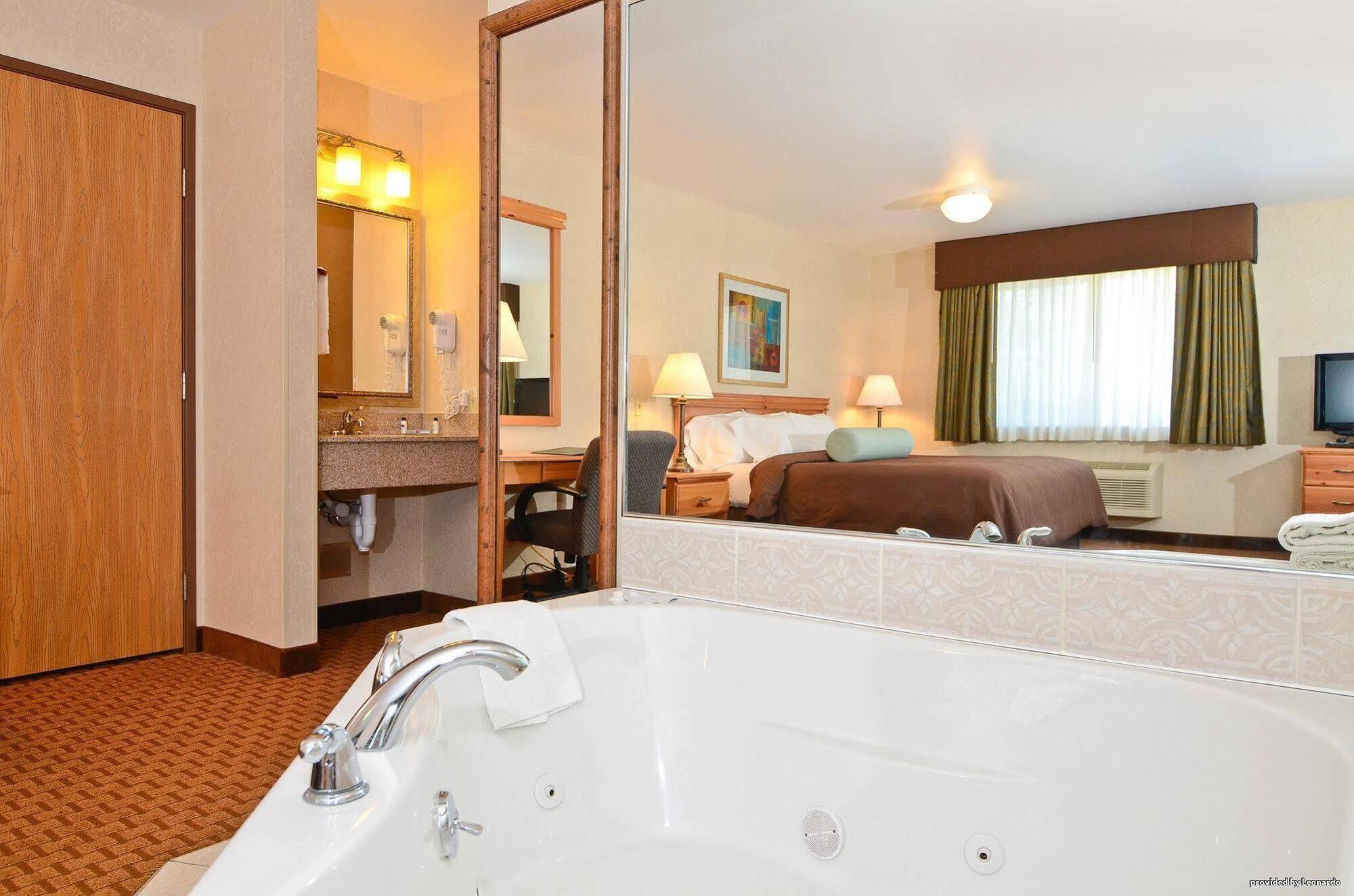 Best Western Wittenberg Inn Bagian luar foto
